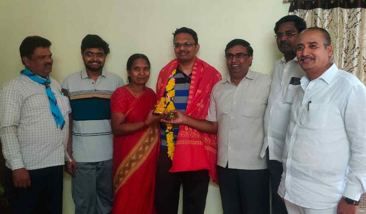 Telangana: BTech graduate from Kothagudem cracks civils, secures AIR 293