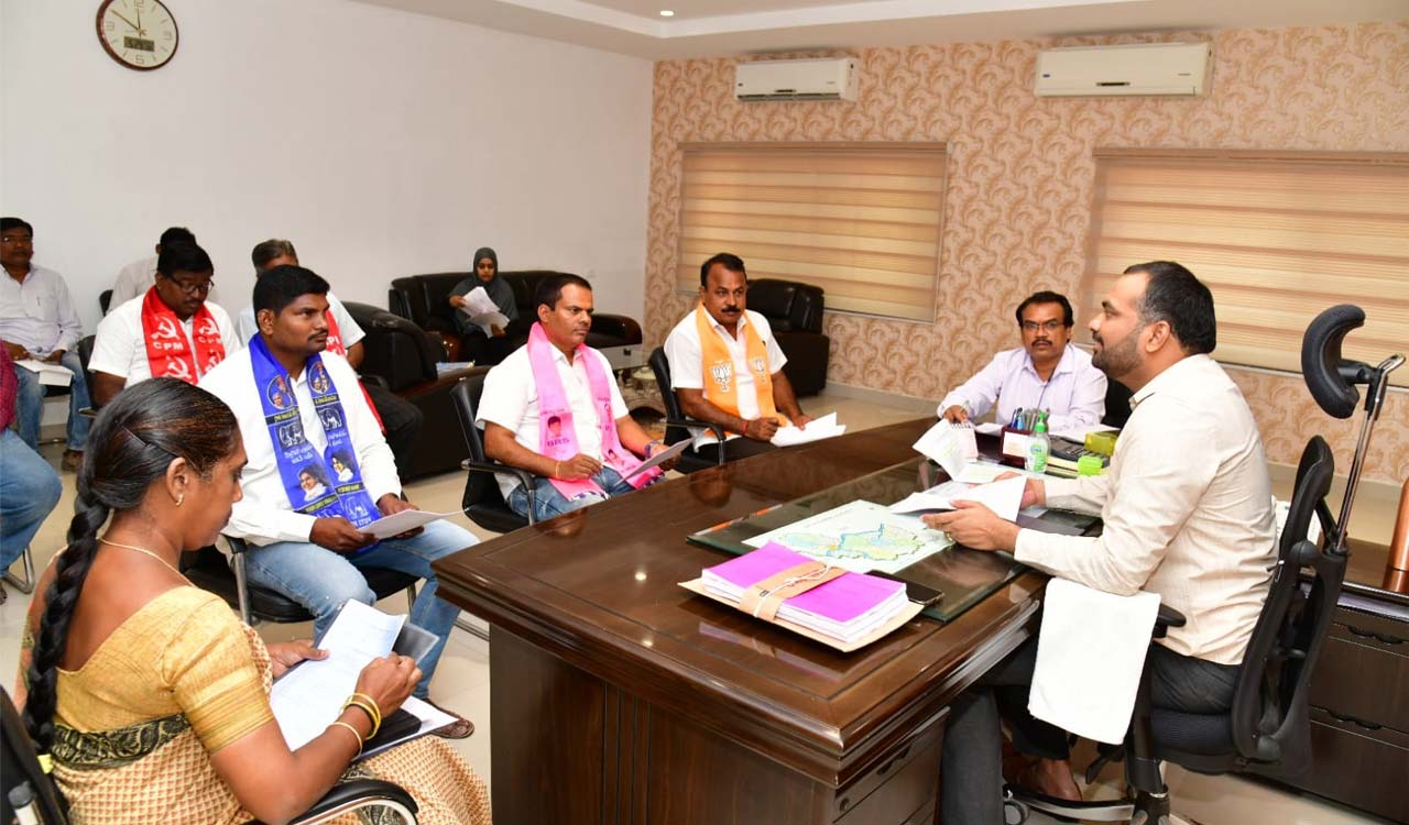 Karimnagar Collector instructs officials to enroll eligible people in voter list by October 2023