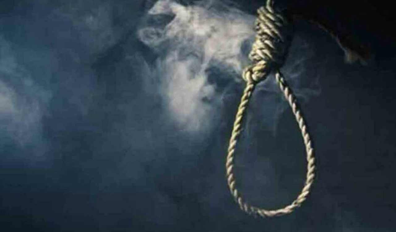 Intermediate failed student found hanging in Jagtial