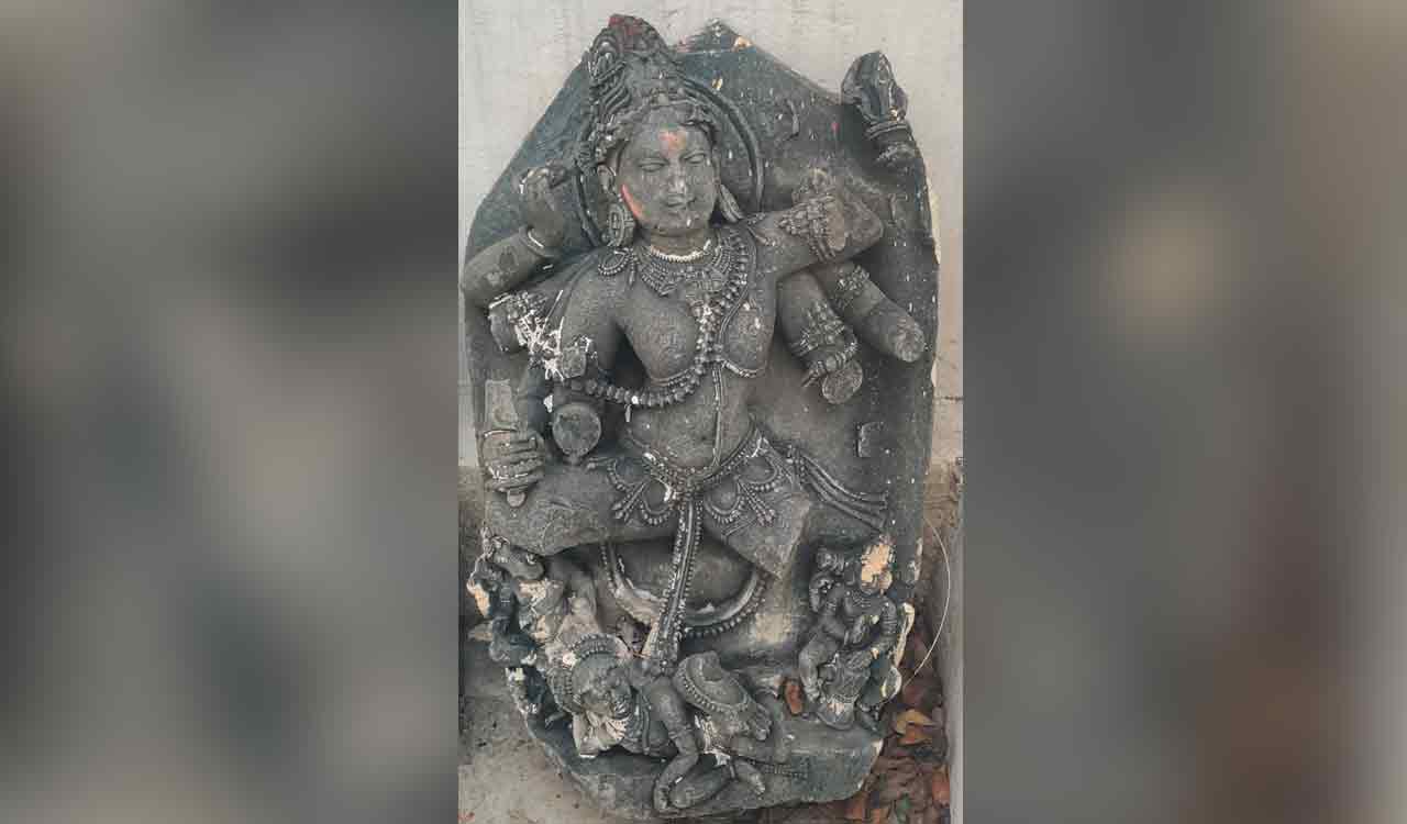 Telangana: Ancient idol of Lord Shiva found in Nirmal
