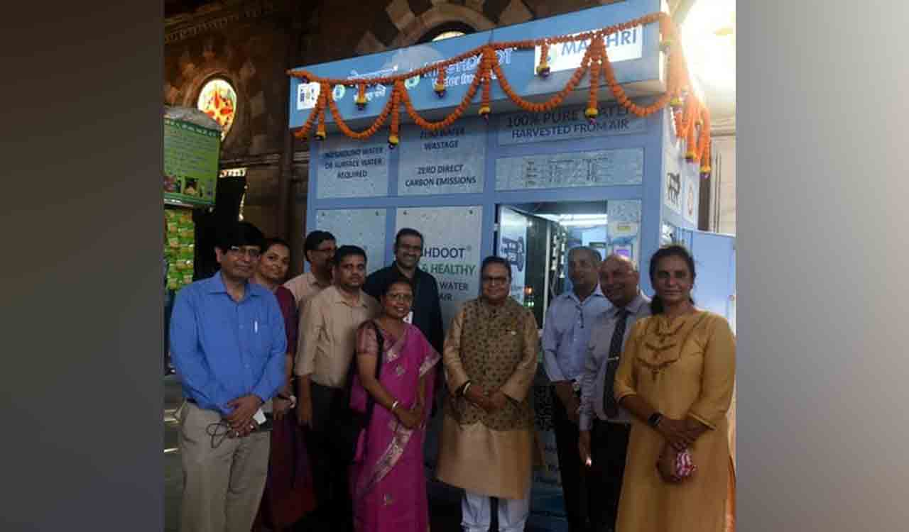 IICT launches atmospheric water generators in Mumbai railway stations for safe drinking water