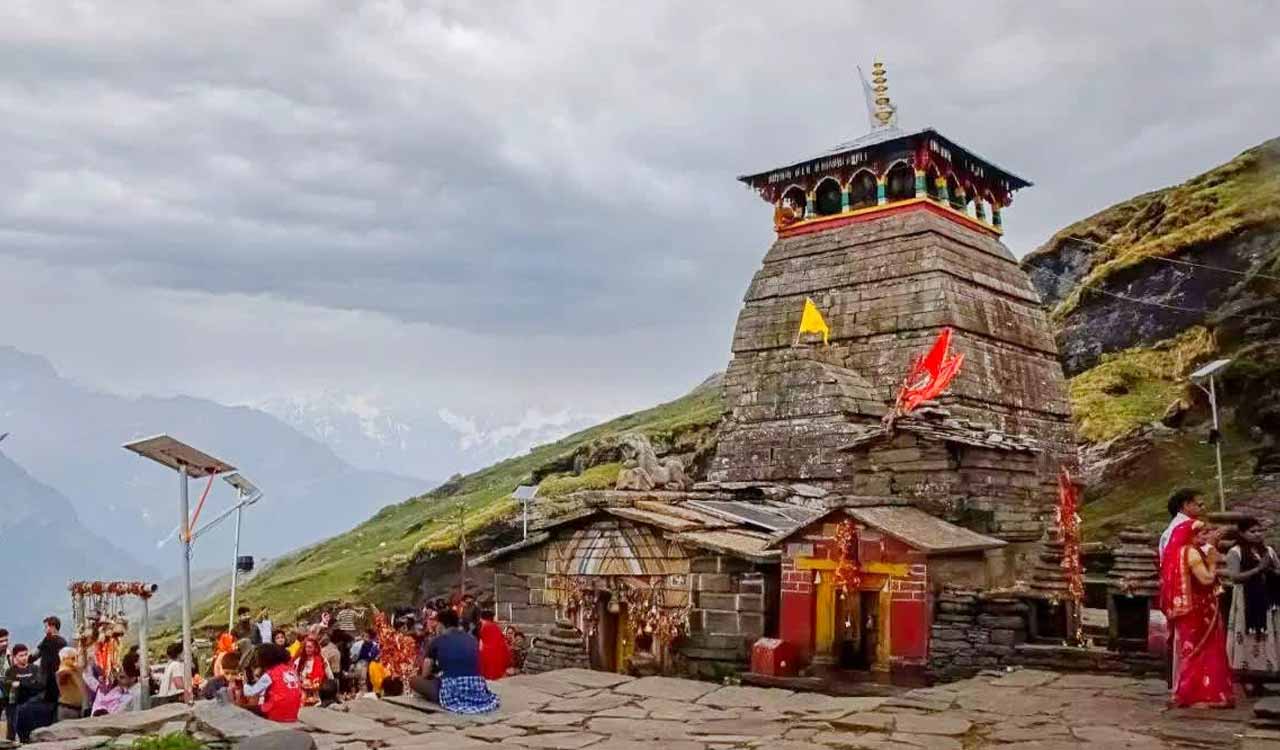 UP temple bans entry for Muslims, introduces dress code for Hindus