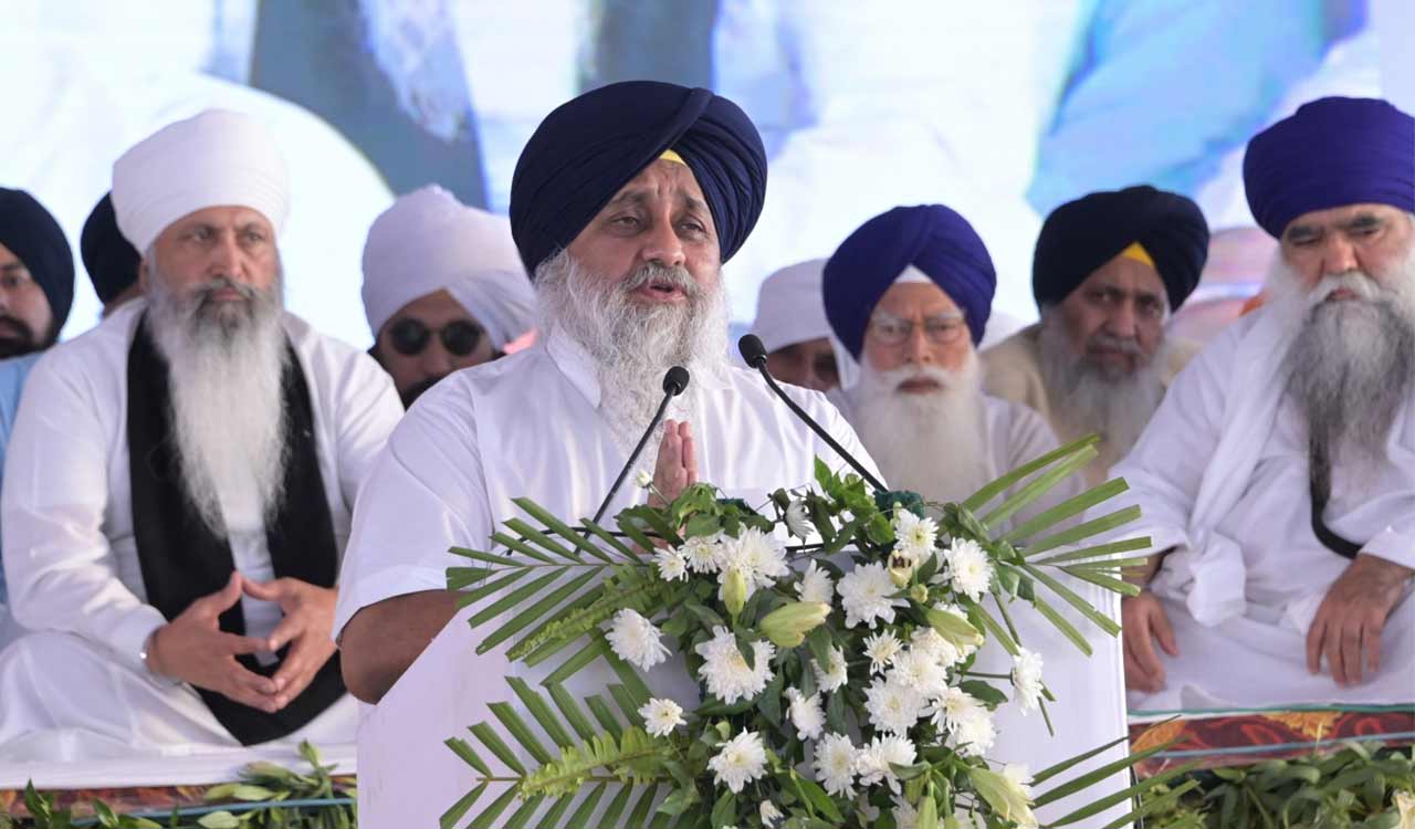 Punjab: Sukhbir Badal seeks forgiveness for ‘mistakes’ at remembrance of father