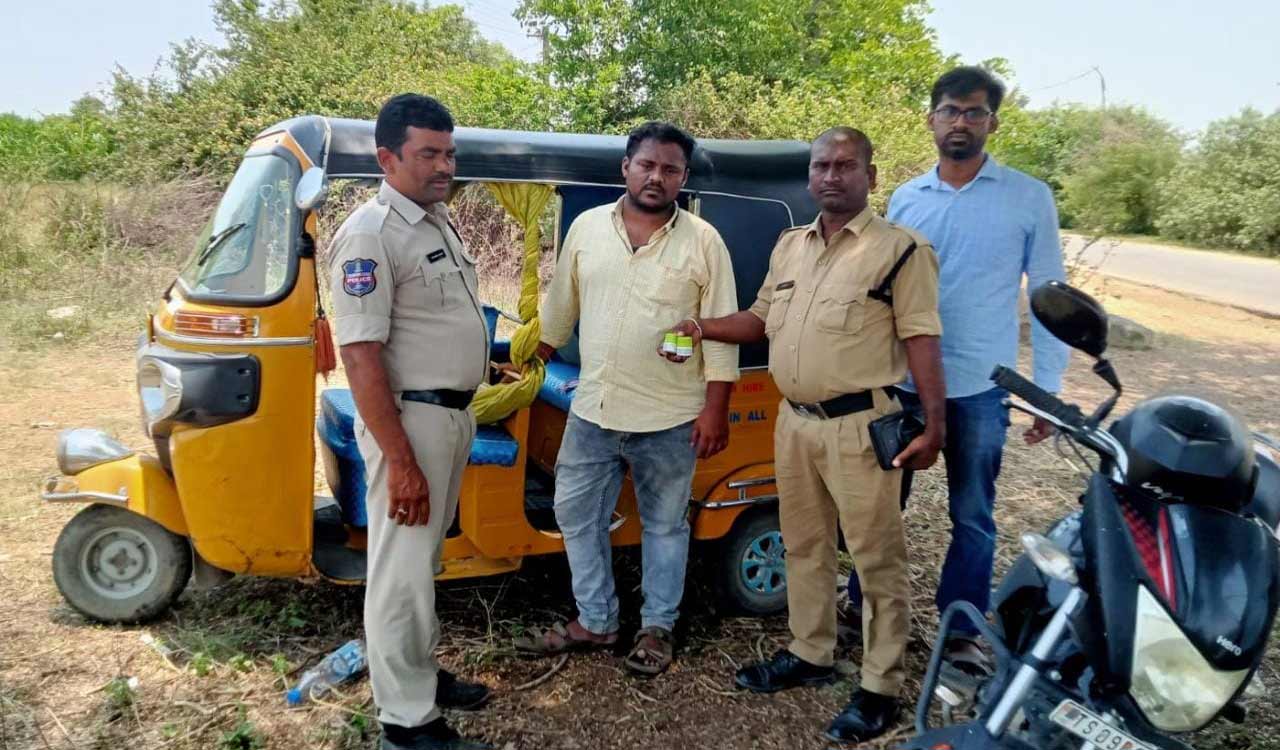 Telangana: Cops save life of youth in Sircilla