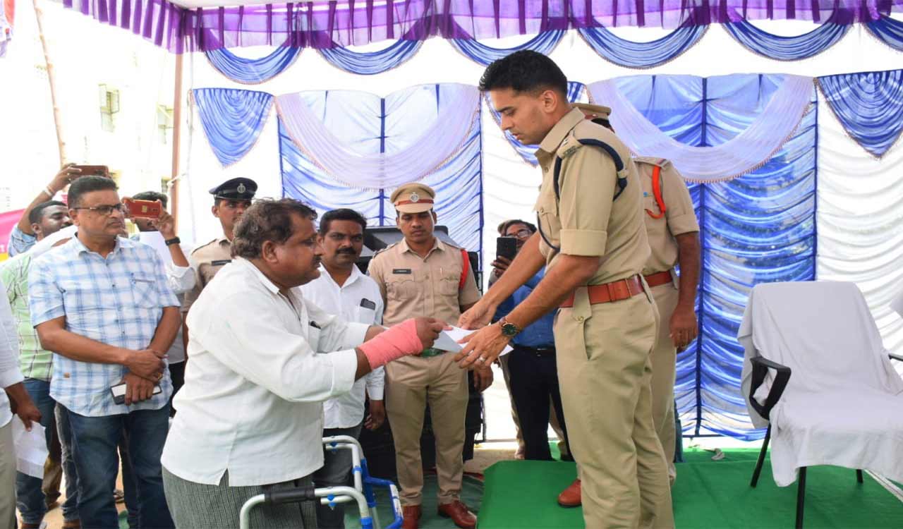 Sircilla SP holds ‘Tana Divas’ in Yellareddypet police station