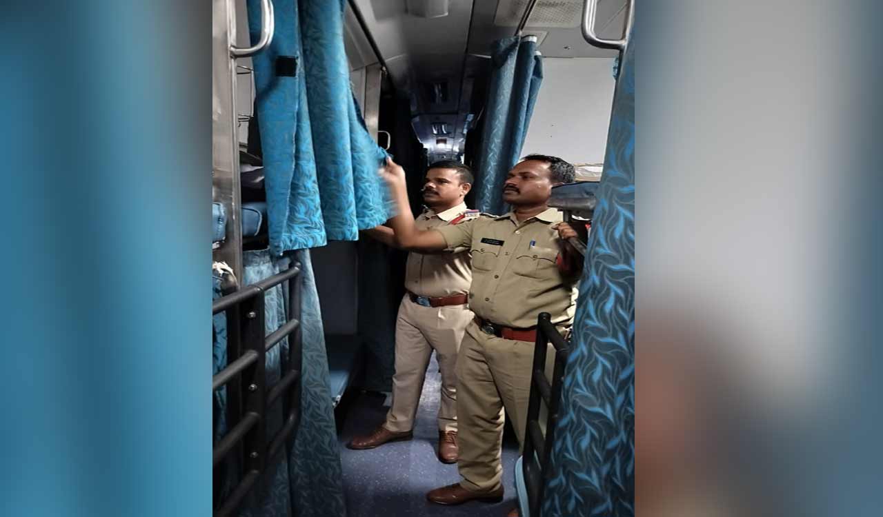 Strict vigil on Telangana-Karnataka border ahead of assembly polls