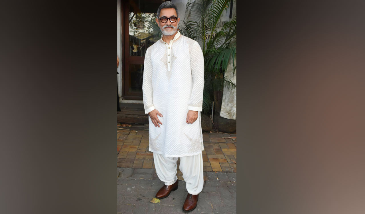 Aamir Khan wishes success to Adipurush team