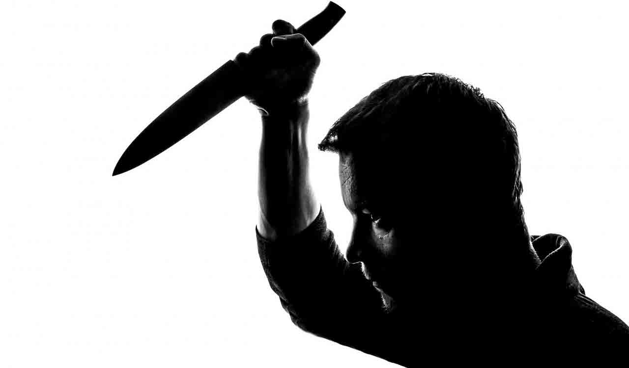 Delhi: Youth stabbed, video goes viral