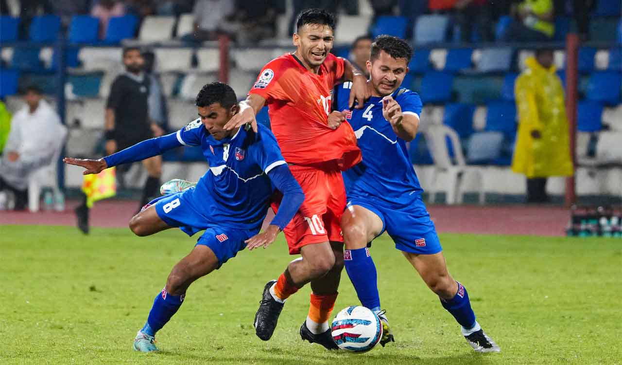 India beat spirited Nepal 2-0 to qualify for SAFF Championships semifinals