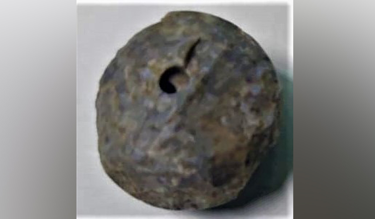 Siddipet: Antique granite bead found in Nanganuru
