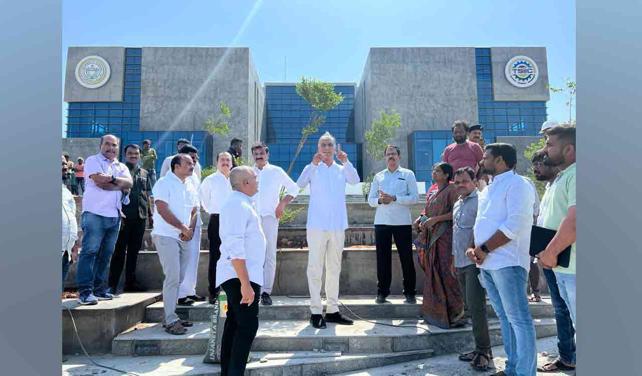 IT job aspirants to be trained at Siddipet IT Tower, says Harish Rao