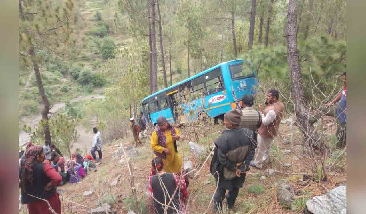 40 passengers injured as bus falls into gorge in Himachal