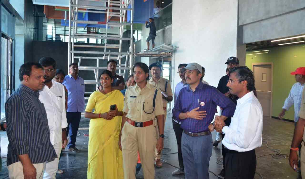 Siddipet Collector asks officials to make arrangements for Siddipet IT Tower inauguration