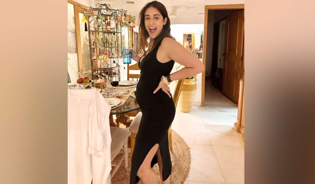 Ileana D’Cruz gives sneak peek from her ‘Babymoon’