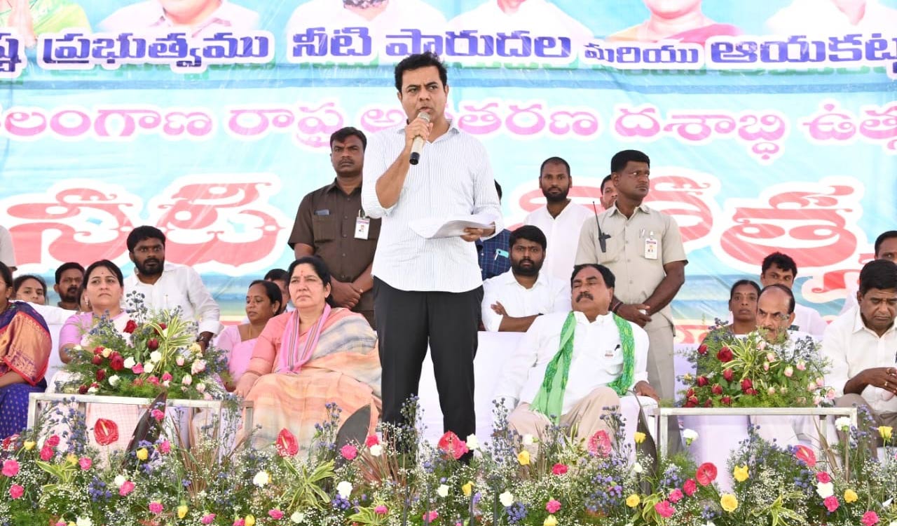 KTR slams Congress for hollow promises