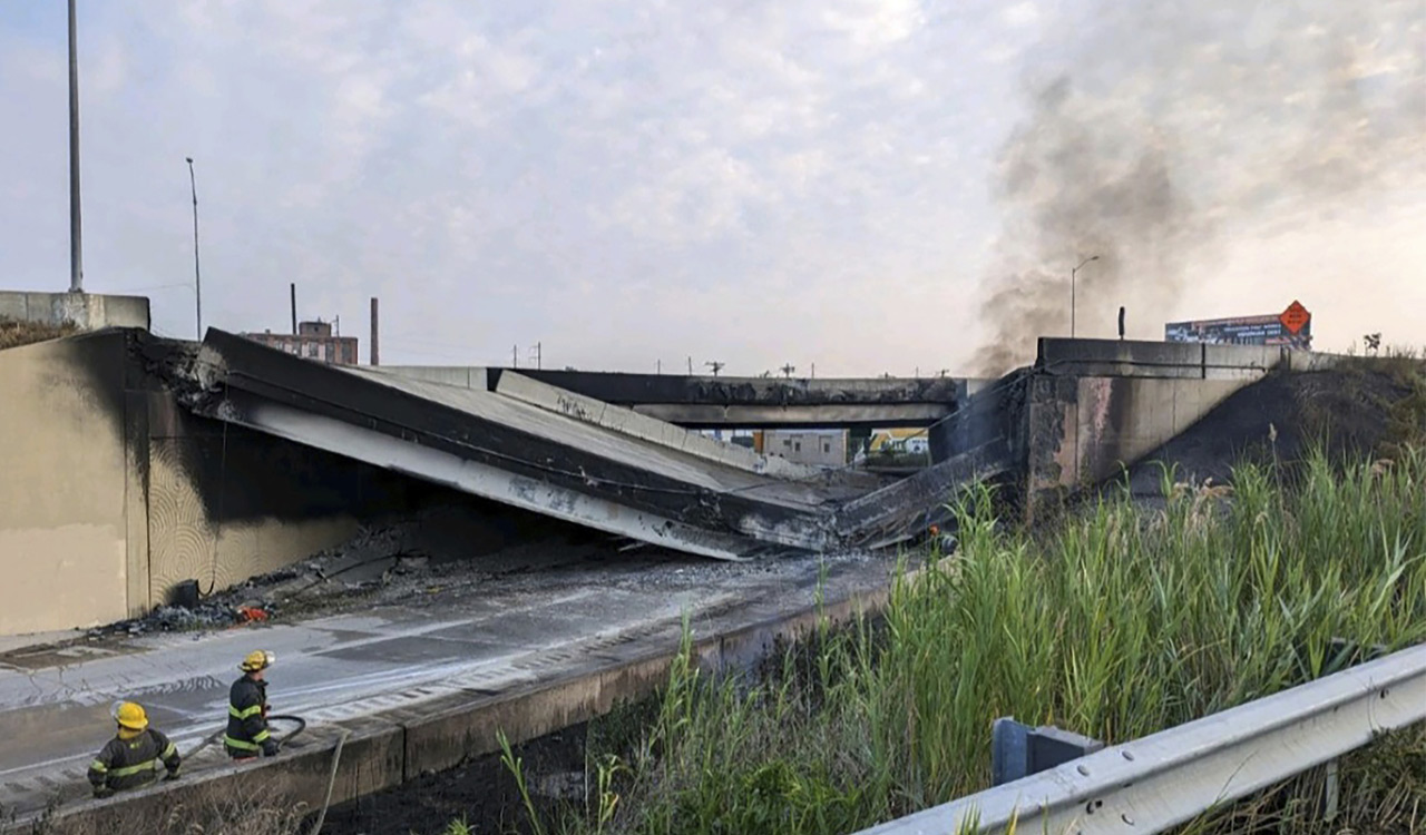 USA: Elevated section of heavily travelled I-95 collapses in Philadelphia