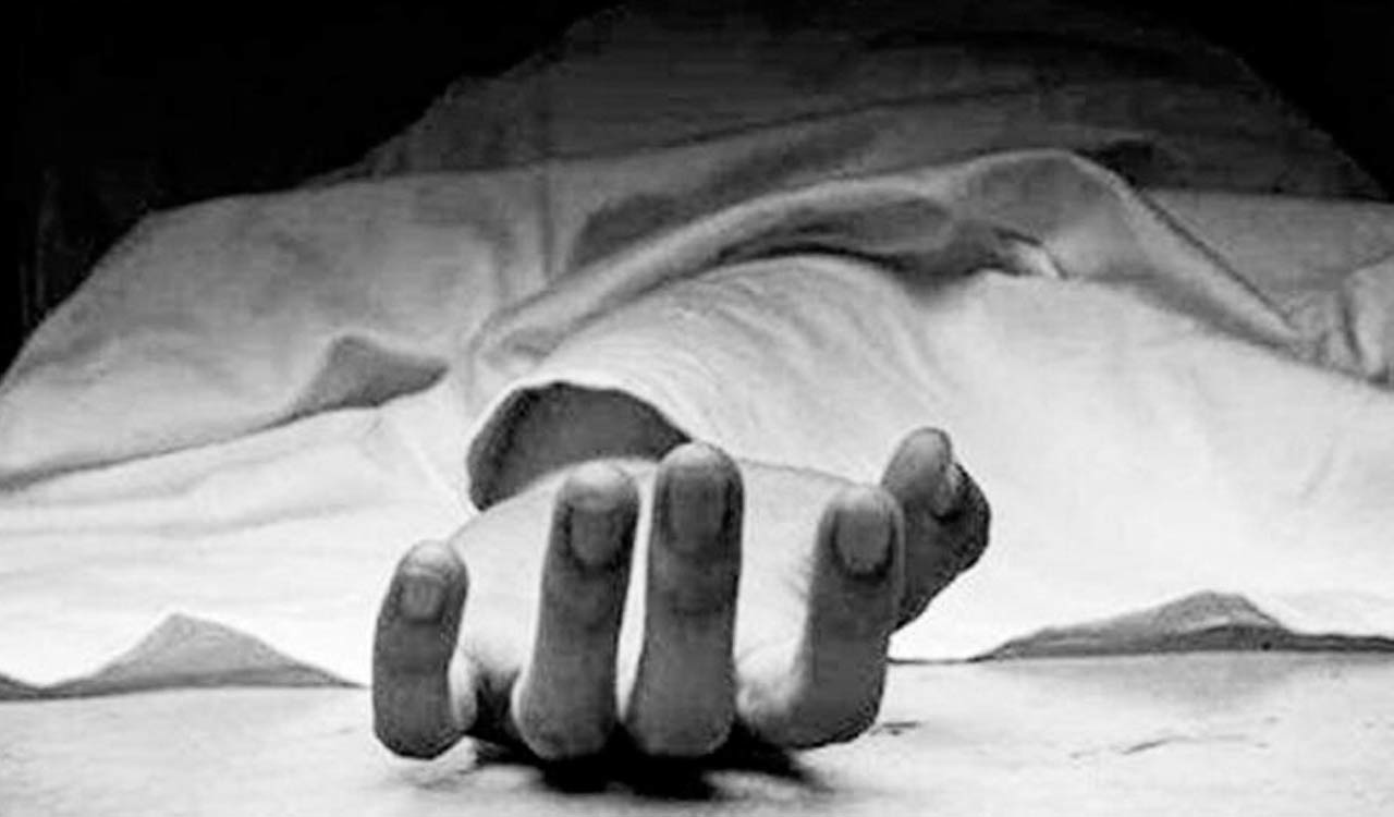 Hyderabad: Family dispute drives woman to kill daughter, later ends life by suicide 