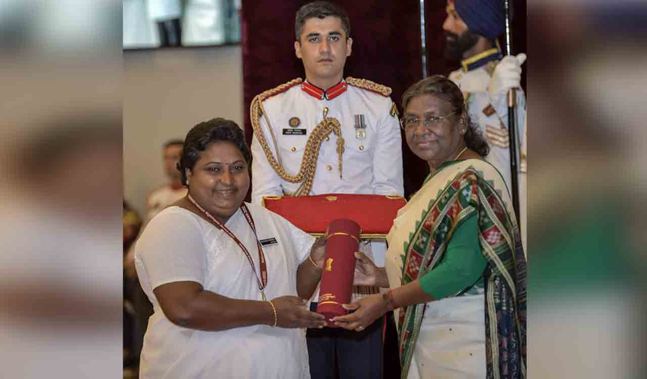 Tejavath Susheela, first in Telangana to receive National Florence Nightingale Award