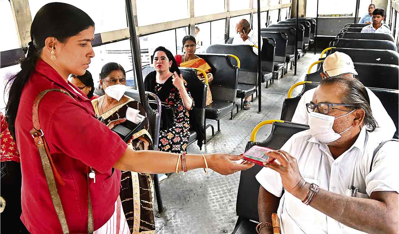 TSRTC plans to introduce vehicle tracking system in ordinary buses