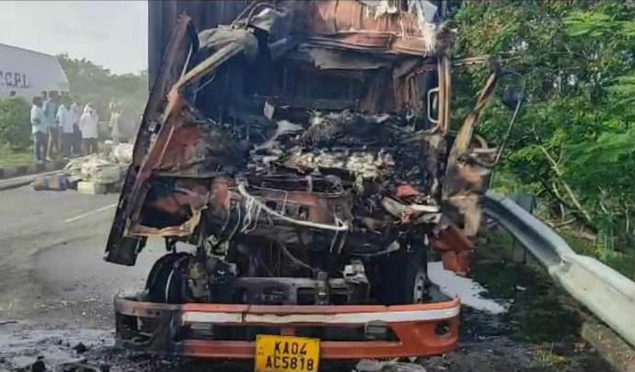 Two persons charred to death after container lorry rams vehicle in Medak