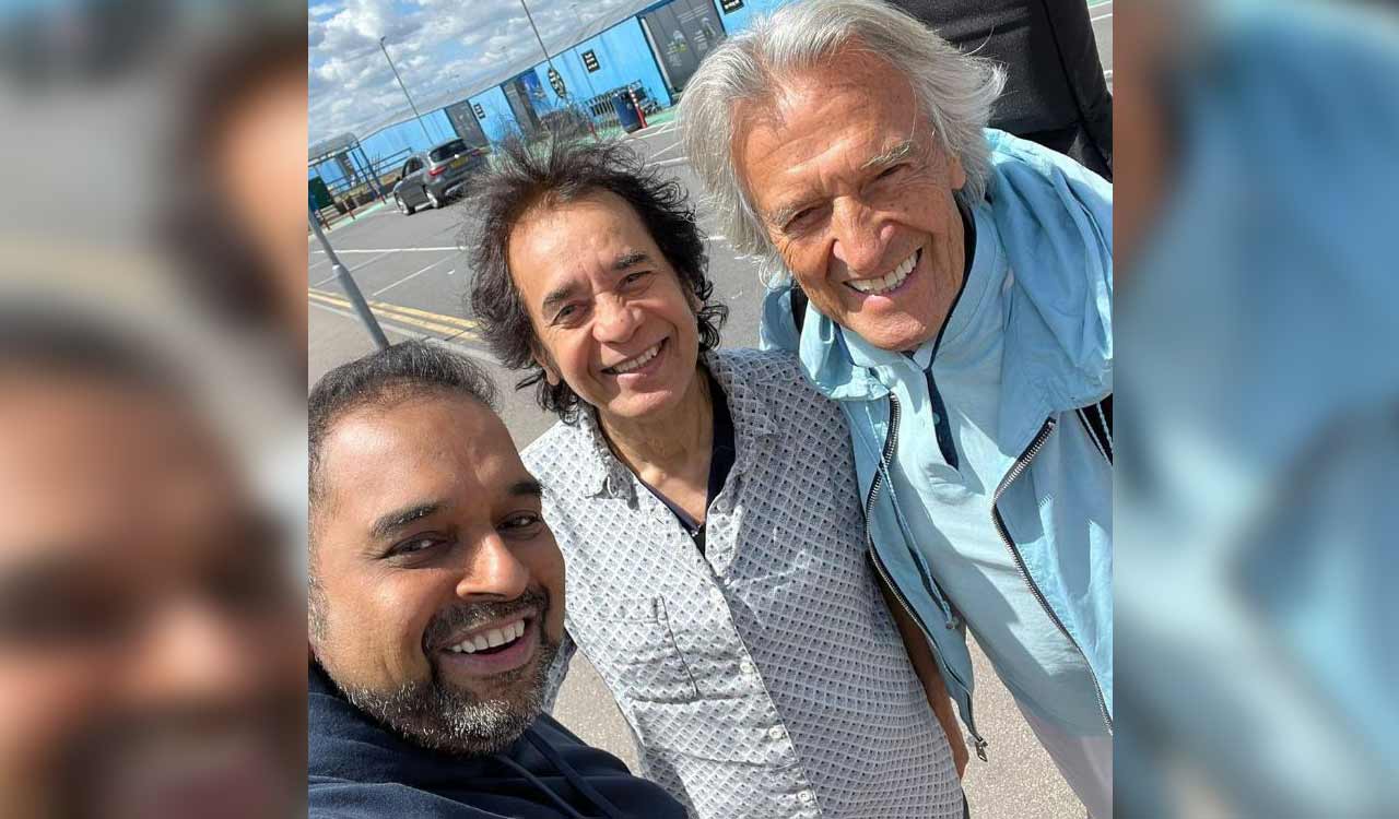 Shankar Mahadevan felicitated with honorary doctorate by Birmingham City University