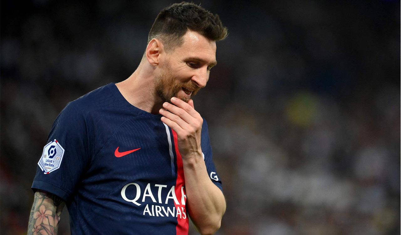 Messi wants to return to Barcelona, says his father Jorge