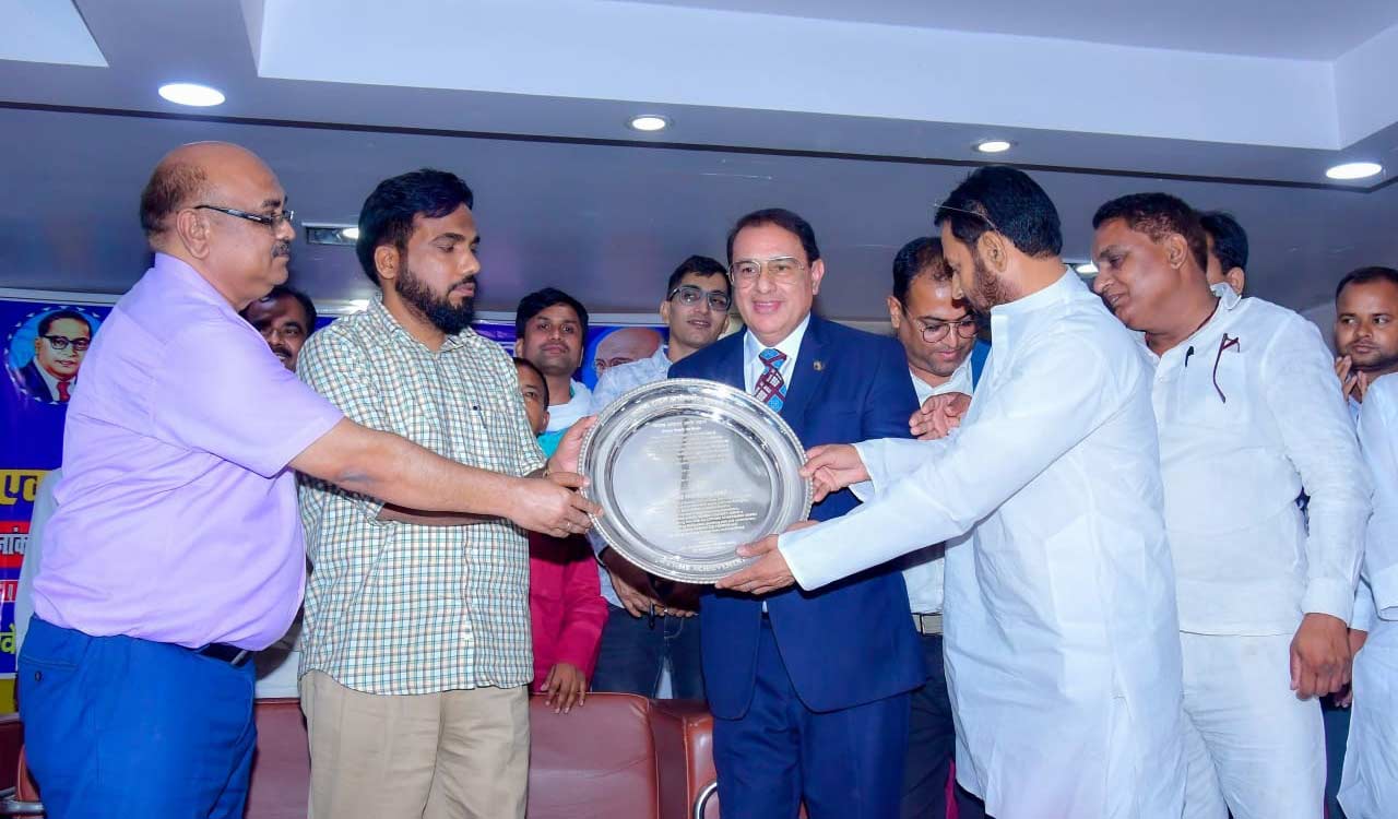 Lifetime Achievement Award bestowed to Nawab Shafath Ali Khan