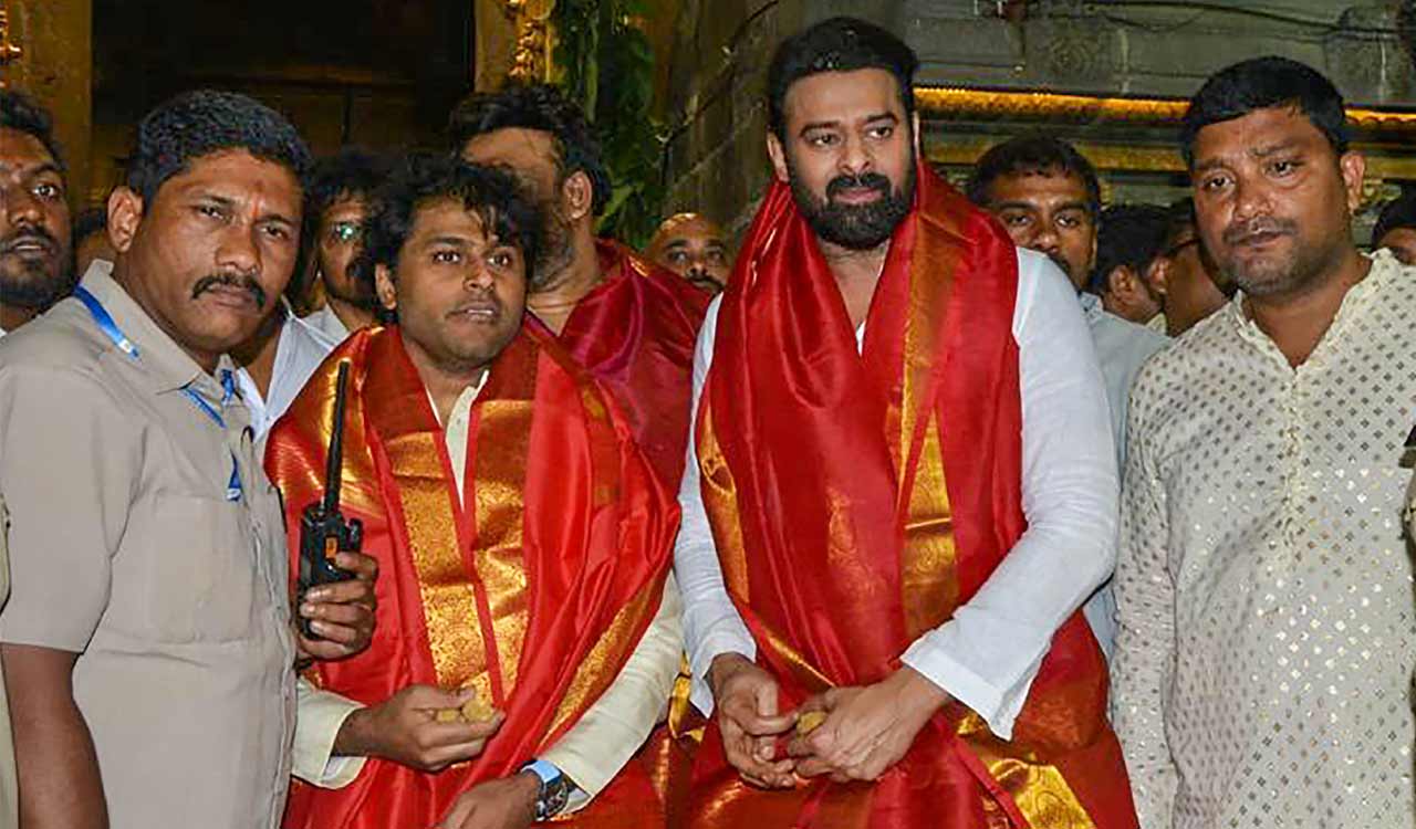 Prabhas seeks blessings at Tirupati Balaji temple