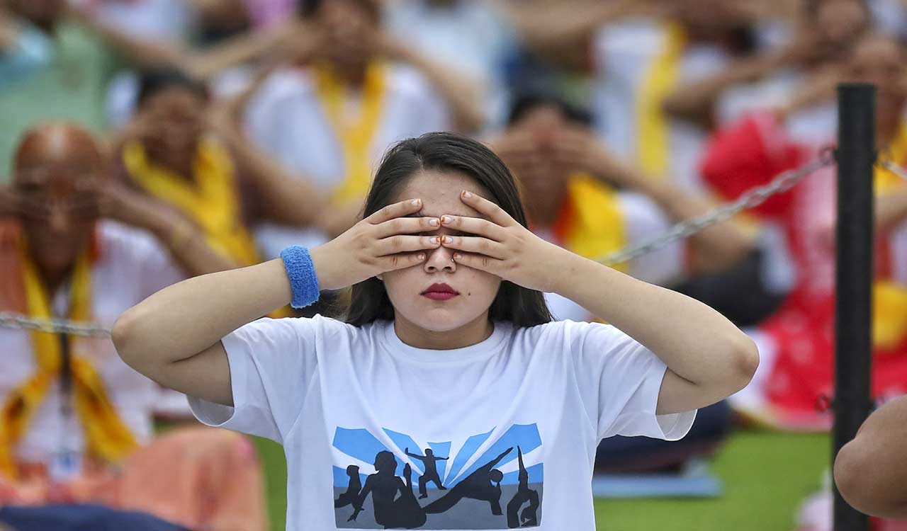 5 Yoga poses to handle grief