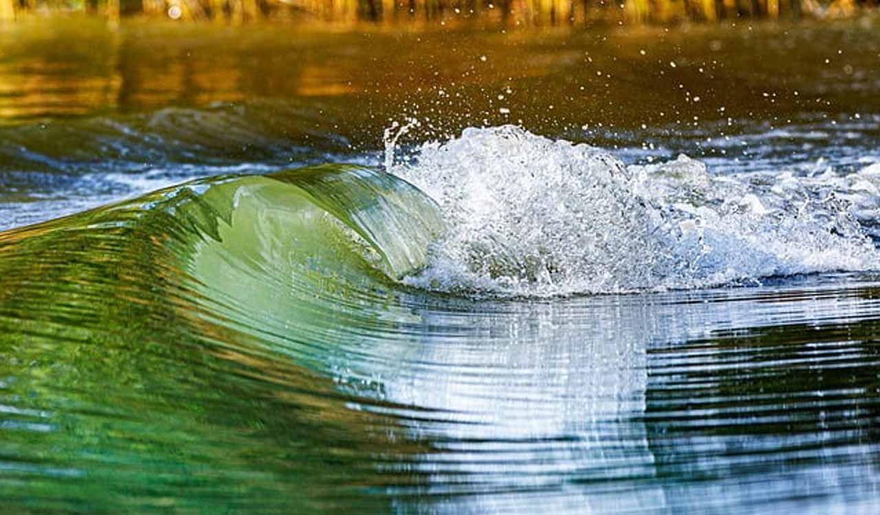 Heavy rain in South Australia cause flooding, blackouts