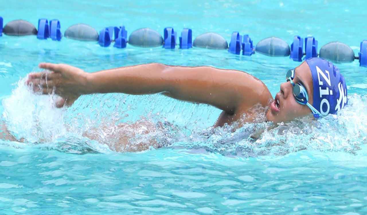 Double delight for Vritti Agarwal at TS Inter-District Swimming Championship