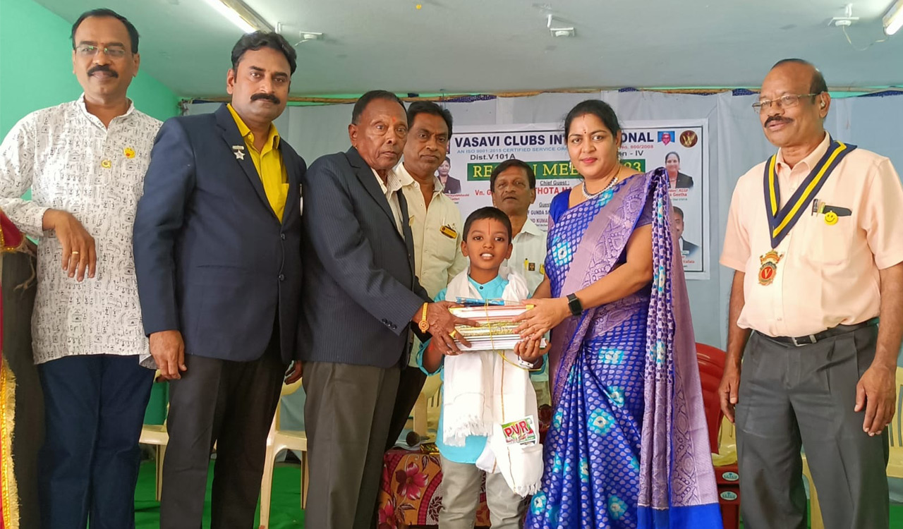 Warangal: ‘Vasavi Clubs take lead in community service’