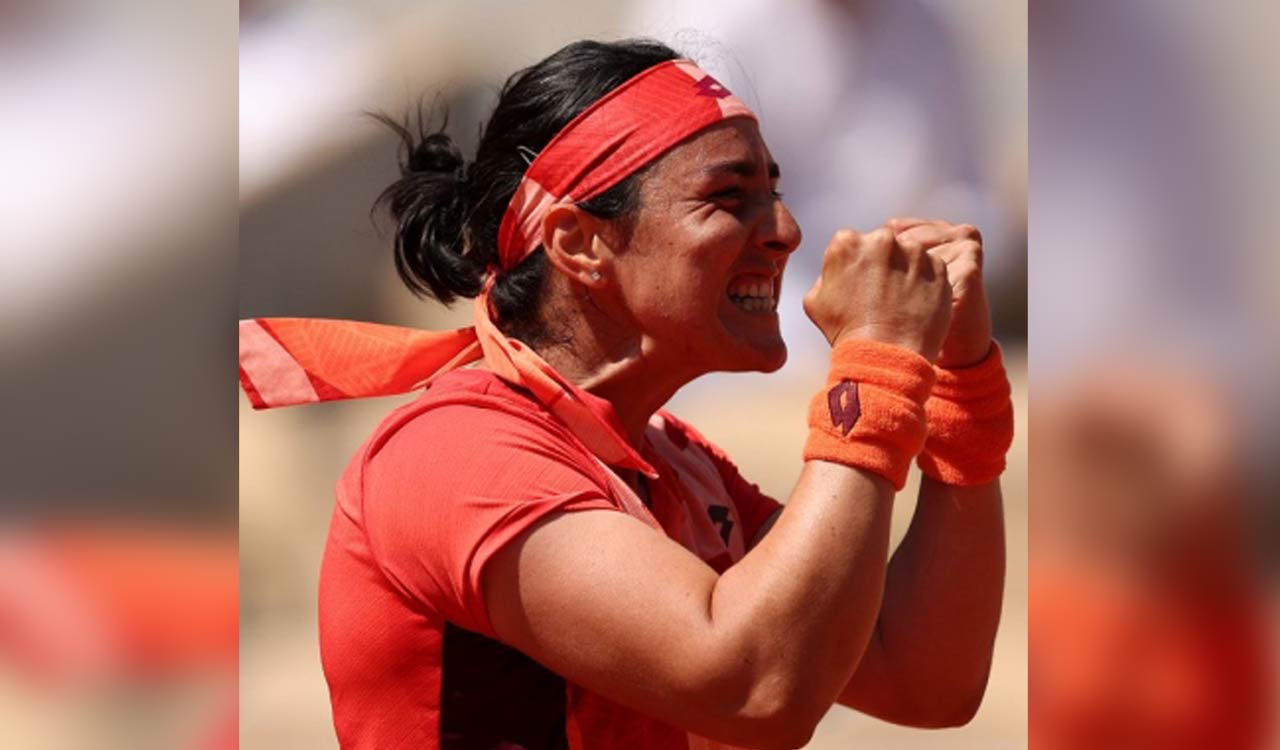 French Open: Jabeur races past Pera, makes it to quarterfinal