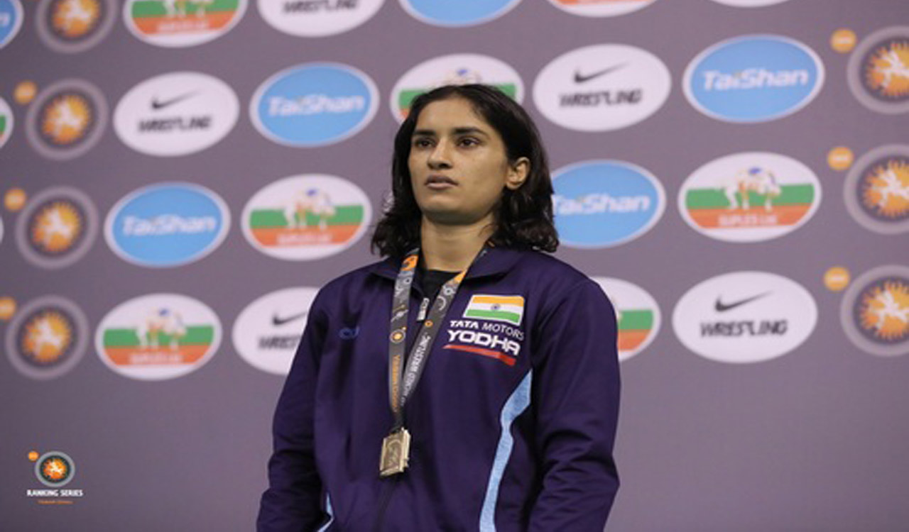 Ministry clears training stints of wrestlers Vinesh Phogat, Bajrang Punia in Kyrgyzstan, Hungary