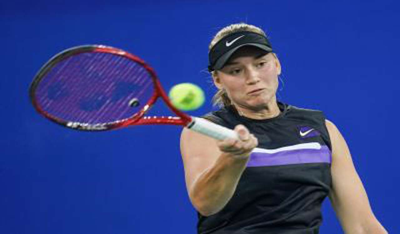 French Open: Rybakina overcomes Noskova to reach third round