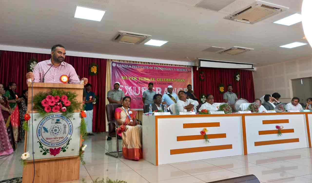 Students should not waste time on social media: Karimnagar Collector