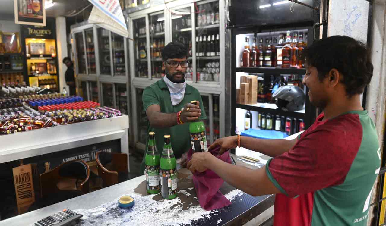 Telangana notifies new liquor policy for 2023-25