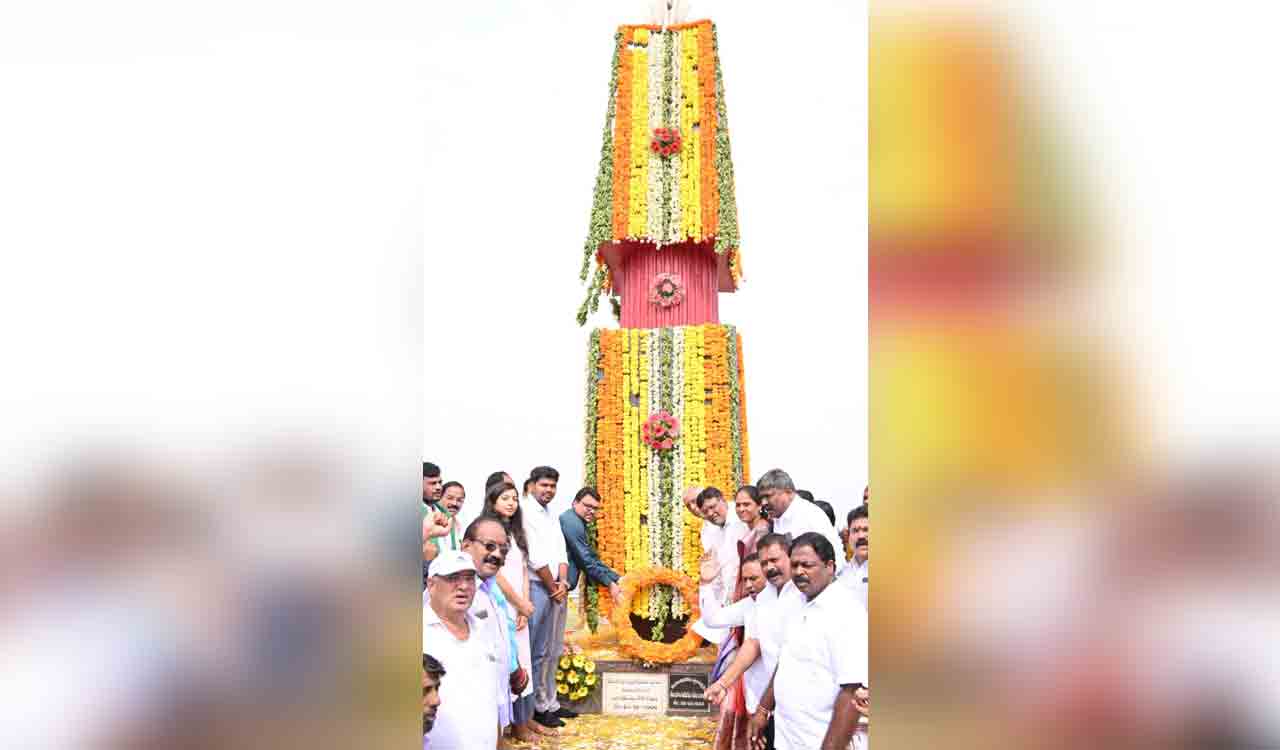 Telangana was realized due to sacrifices of martyrs: Collector