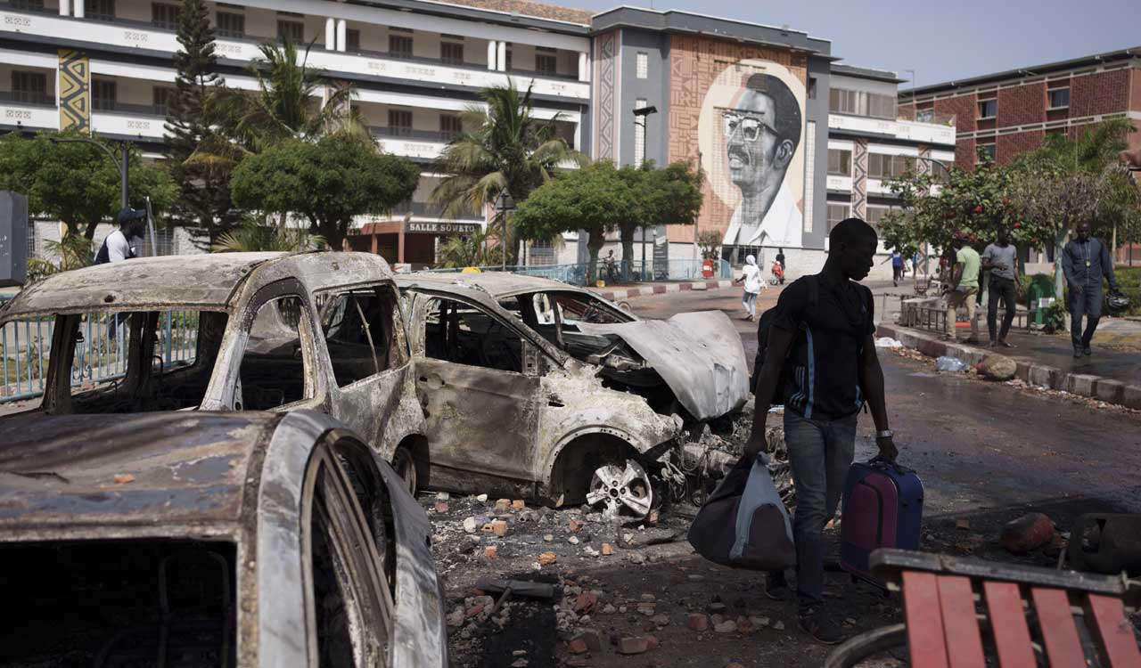 15 people killed in Senegal as opposition leader’s supporters clash with police