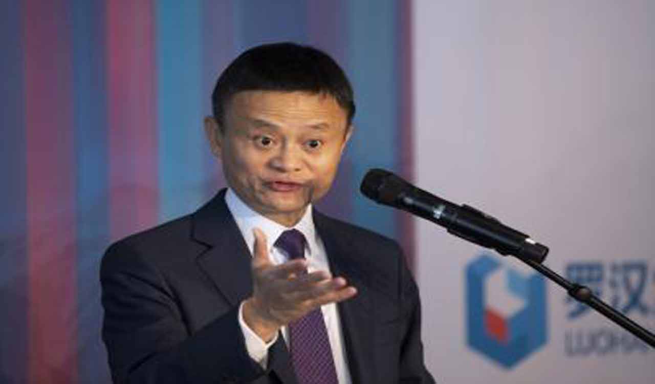 Jack Ma appears to discuss ‘understanding of mathematics’ with students