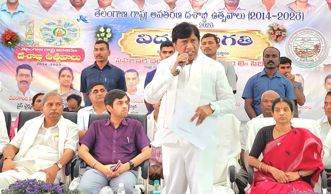 Telangana created new records in power supply: Vinod Kumar