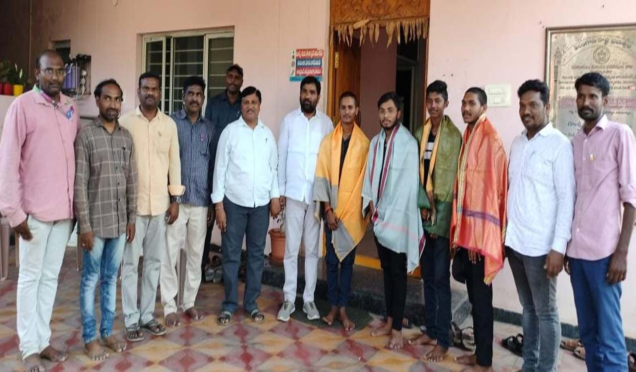 12 students of TSWR CoE-Bellampalli qualify in NEET