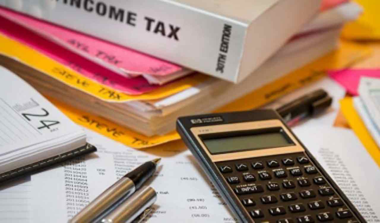 Direct tax collection rises 11 per cent to Rs 3,79,760 crore