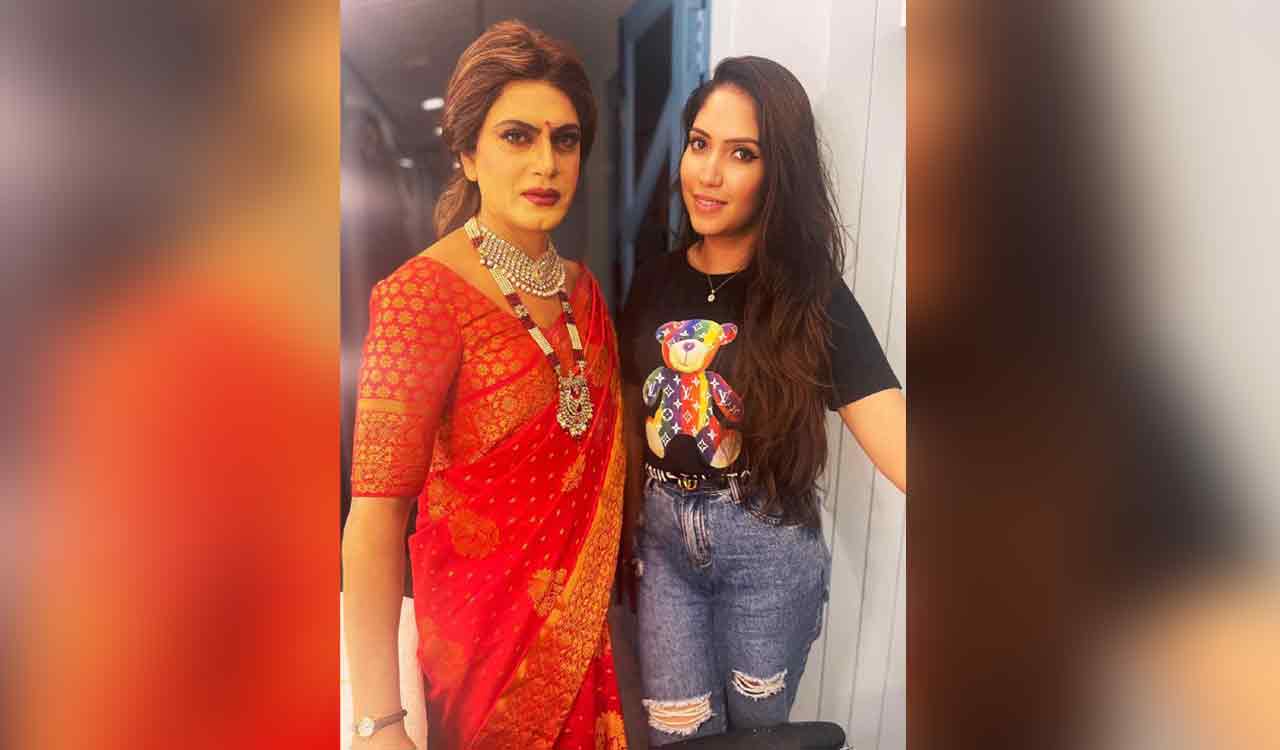 Nawazuddin was very overwhelmed looking at himself in the mirror in a sari, reveals ‘Haddi’ producer Raadhika Nanda