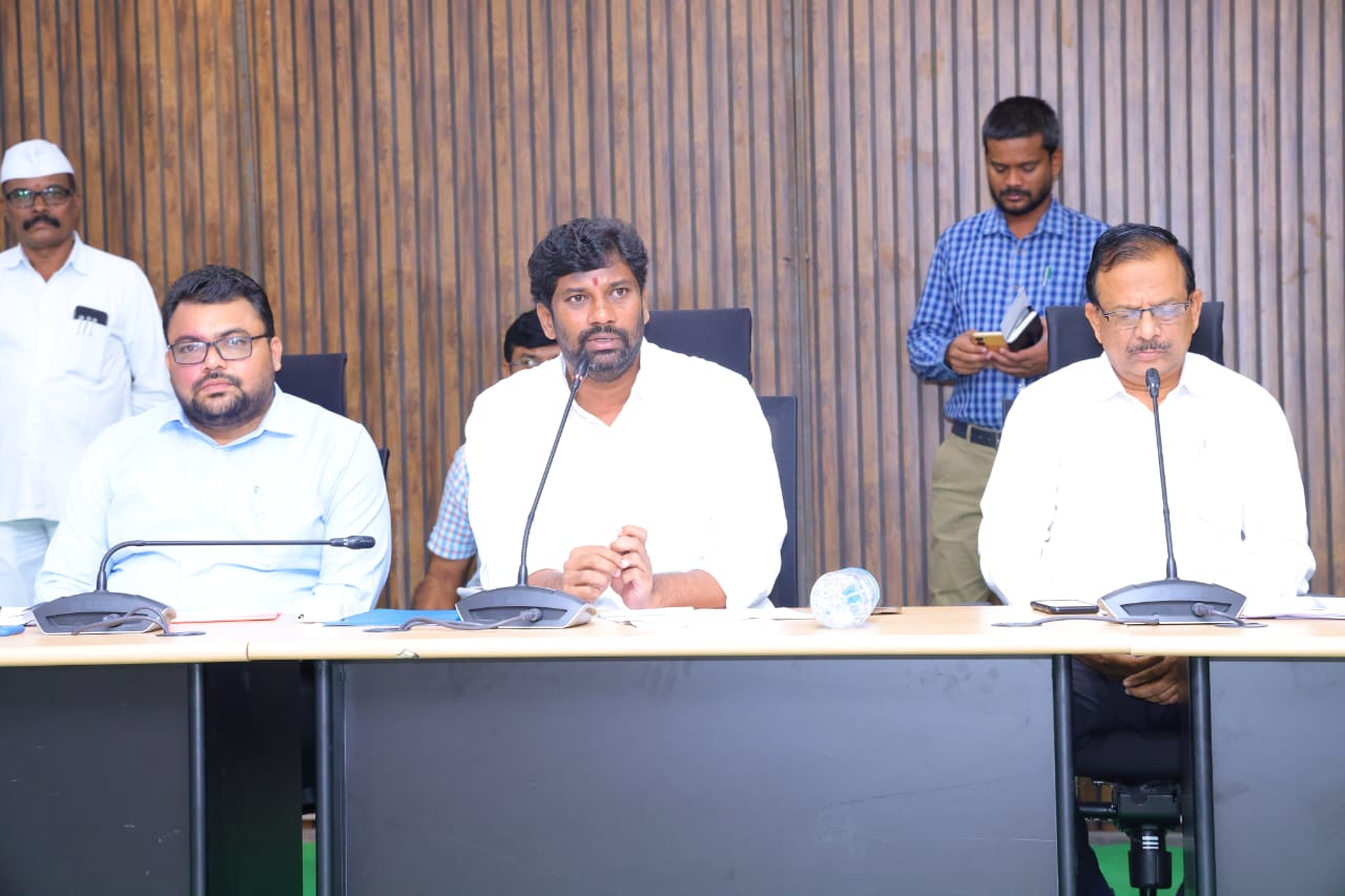 Suman sets deadline to complete pending works of MB