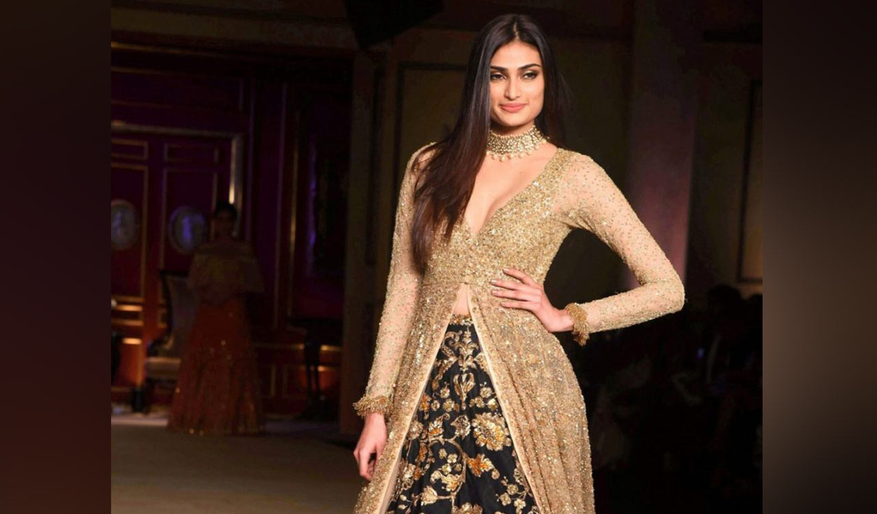 Fashion is not about blindly following trends, says Athiya Shetty