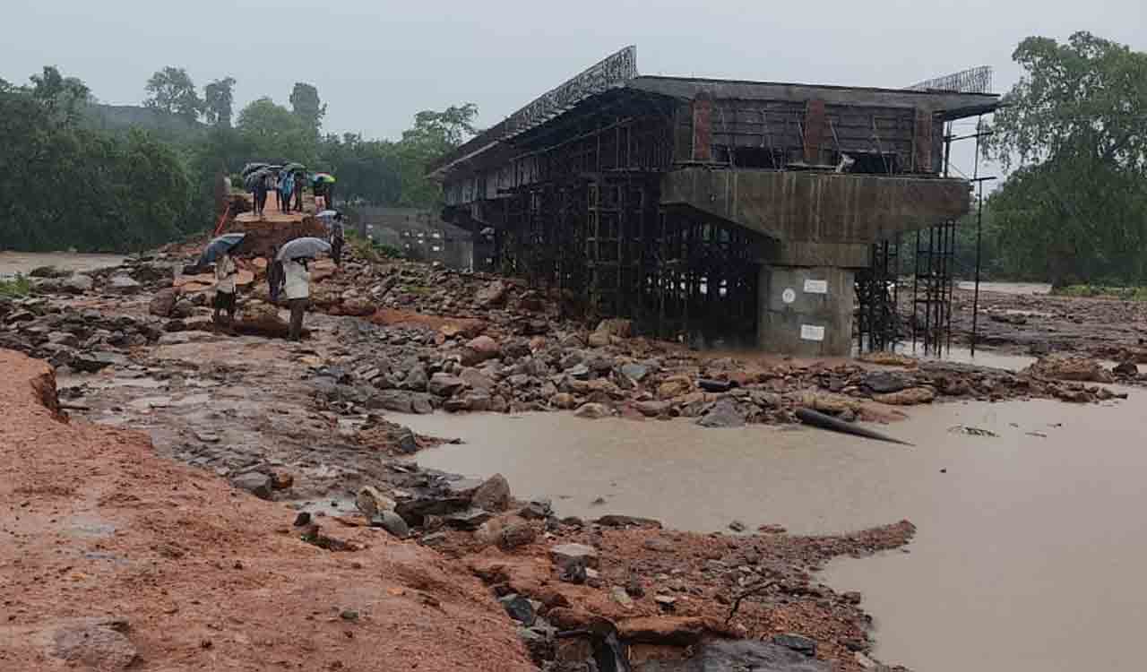 Incessant rains hit normal life in Adilabad
