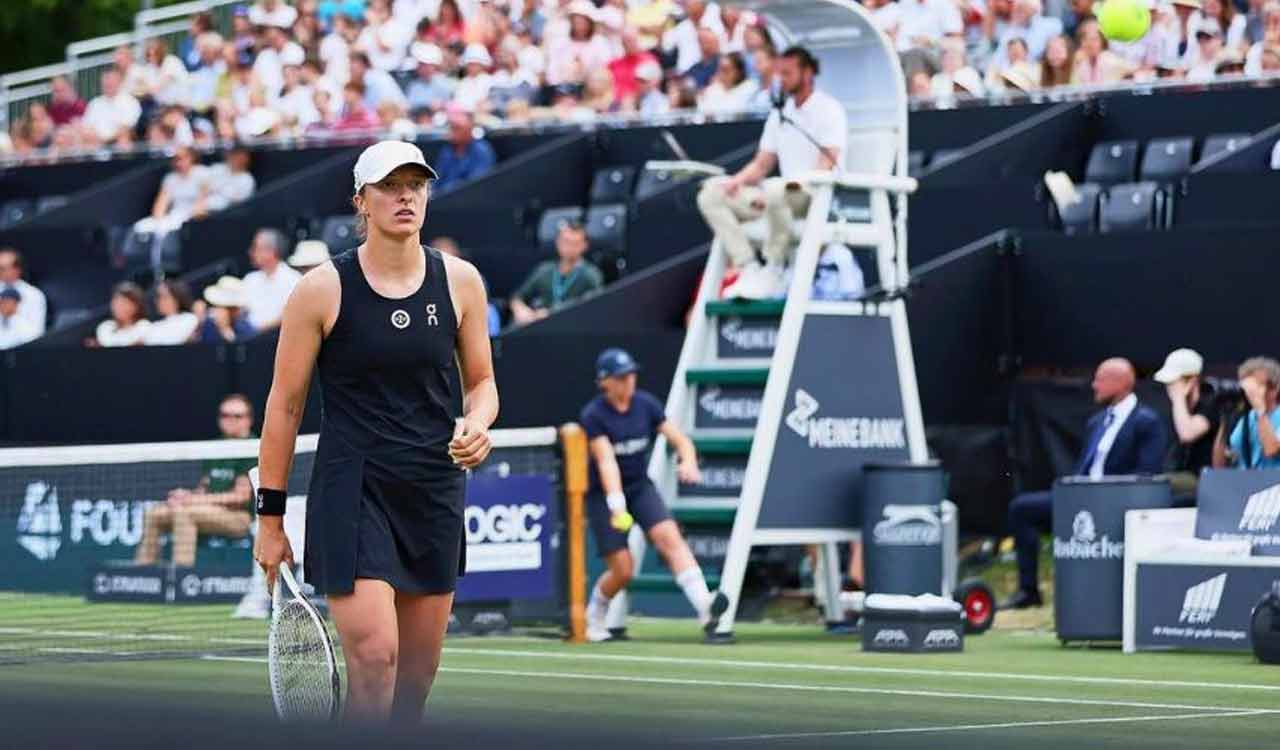Ahead of Wimbledon world no. 1 Iga Swiatek shakes off health concerns