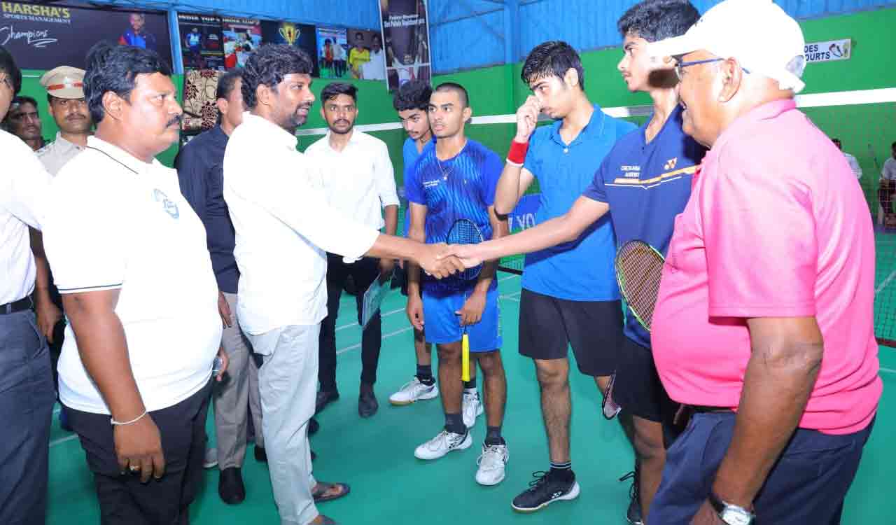 State-level U-19 badminton championship concludes in Mancherial