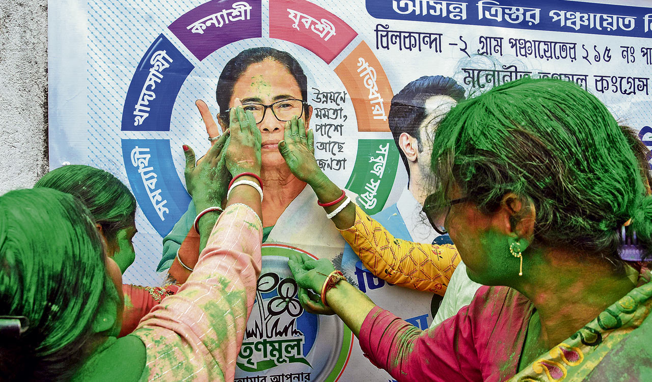 TMC set to dominate Bengal rural polls, bags 28,985 gram panchayat seats